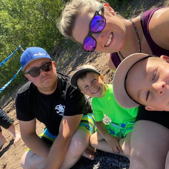 Meet your Posher, Justin - Picture 1 of 1